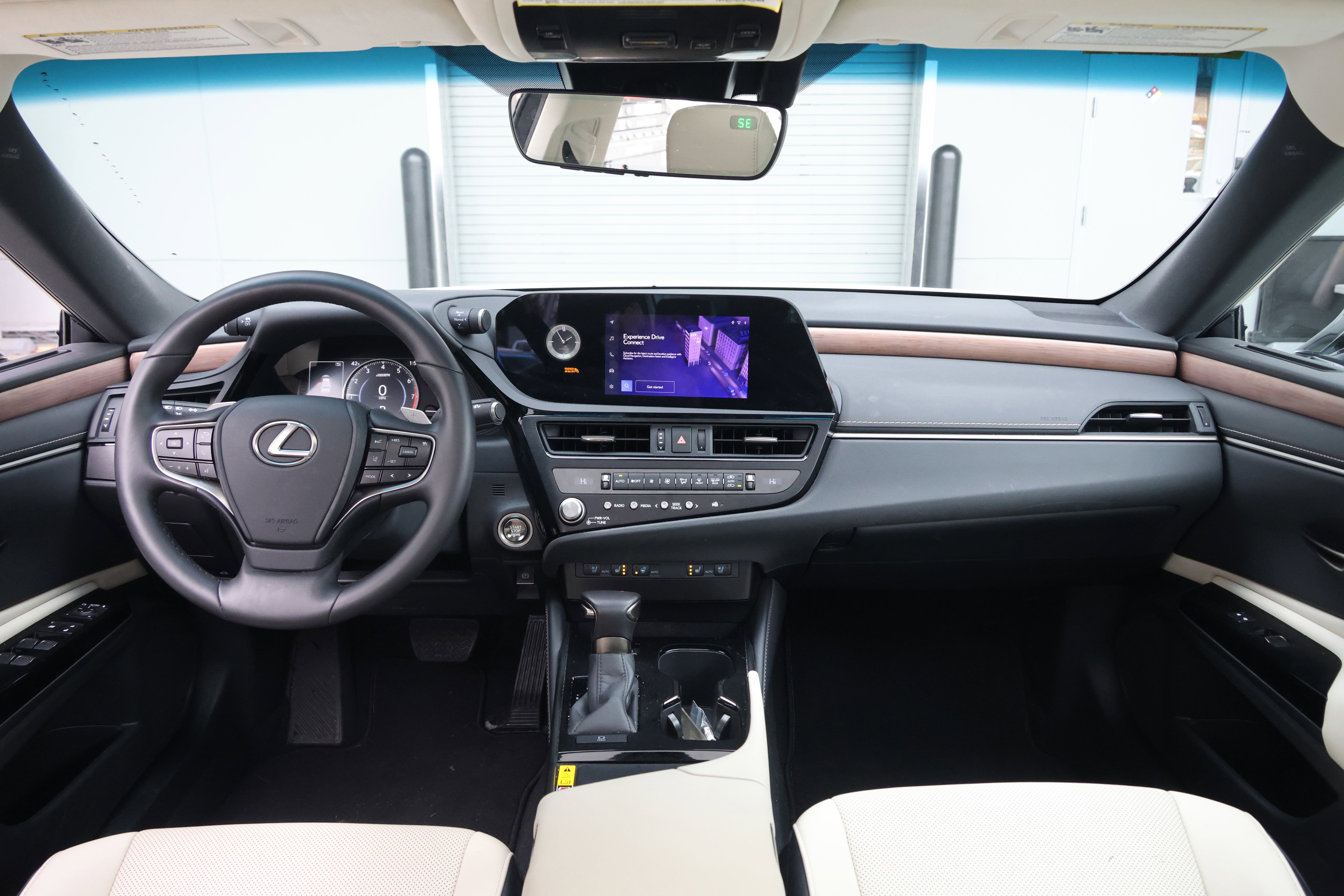 Certified 2025 Lexus ES 350 w/ Premium Package image 15