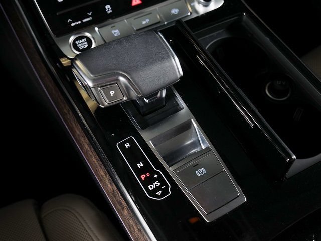 Certified 2023 Audi A8 L 3.0T w/ Luxury Package AWD/4WD image 15