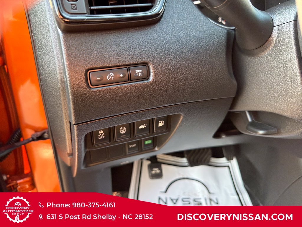 Certified 2019 Nissan Rogue SV FWD image 15
