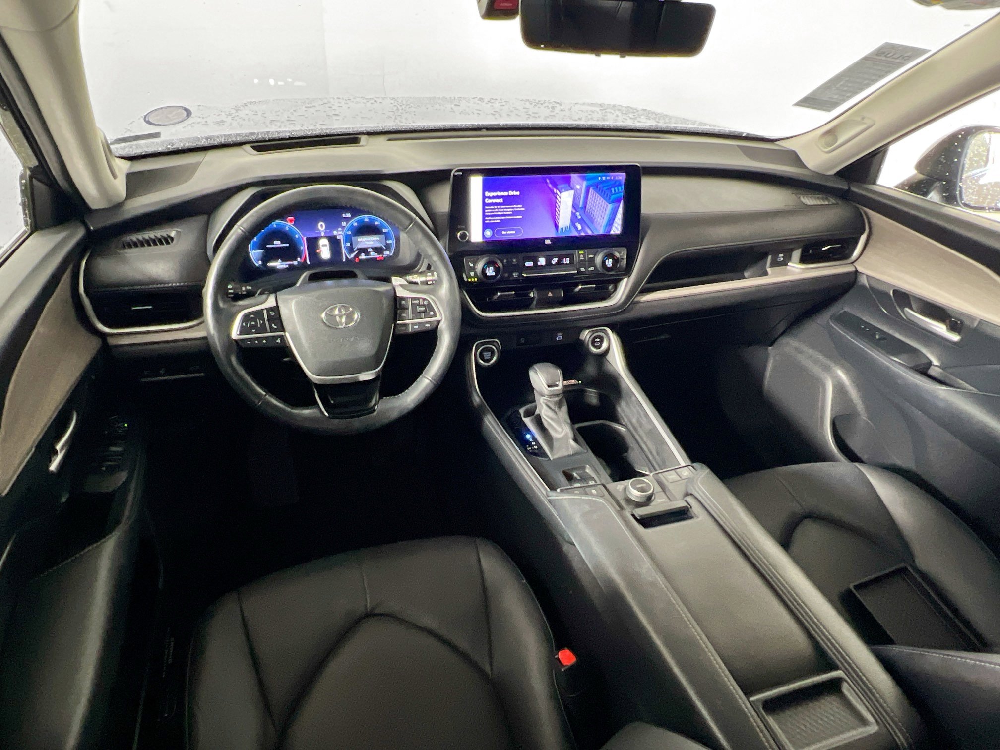 Used 2024 Toyota Grand Highlander Platinum image 30