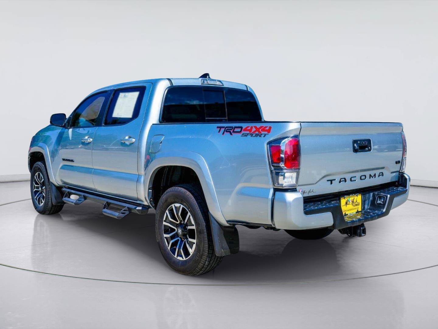 Used 2023 Toyota Tacoma TRD Sport AWD/4WD image 4