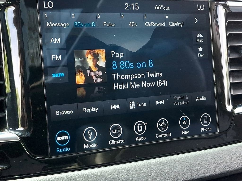 Used 2019 Chrysler Pacifica Touring-L Plus w/ Tire & Wheel Group image 18