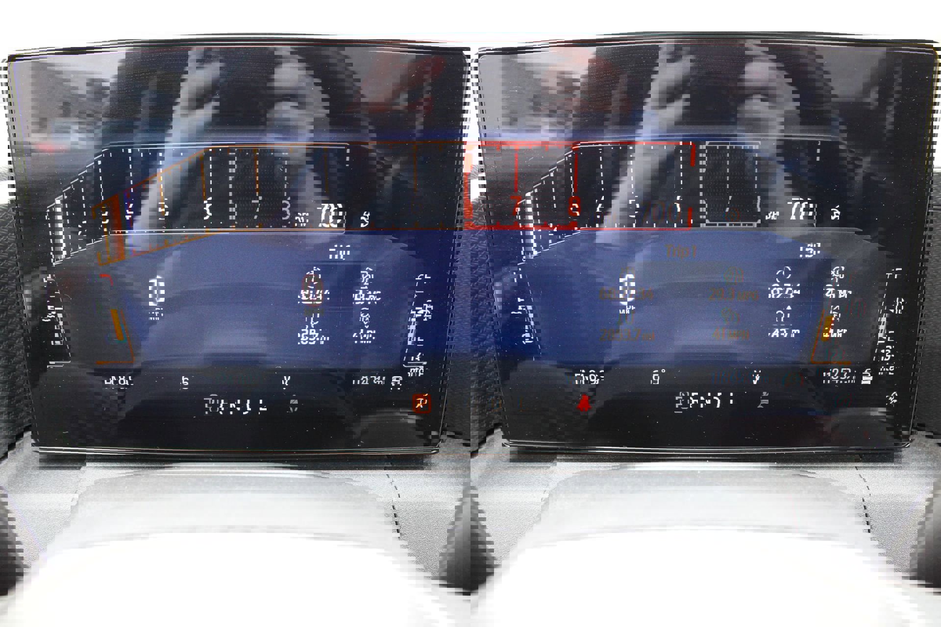 Used 2025 Ford Mustang Ecoboost image 29