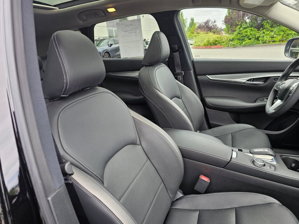 Used 2024 INFINITI QX60 Pure AWD/4WD image 12