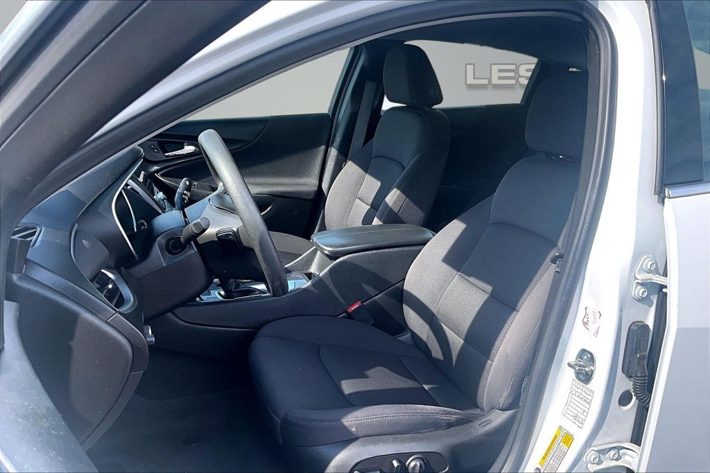 Used 2023 Chevrolet Malibu LT FWD image 24