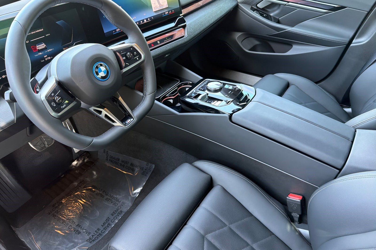 Used 2026 BMW i5 eDrive40 w/ M Sport Package AWD/4WD image 11