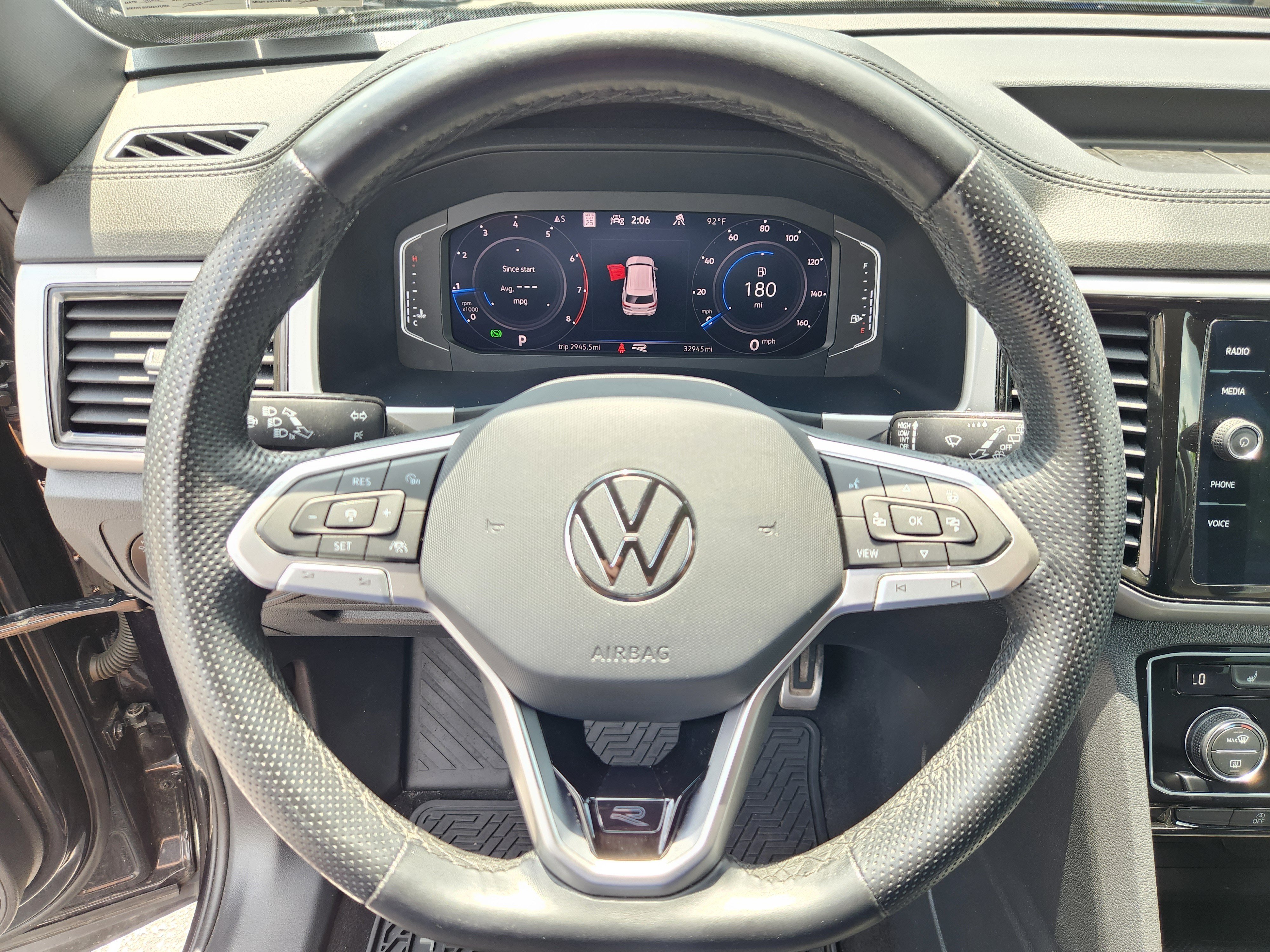 Certified 2023 Volkswagen Atlas Cross Sport SEL R-Line AWD/4WD image 9