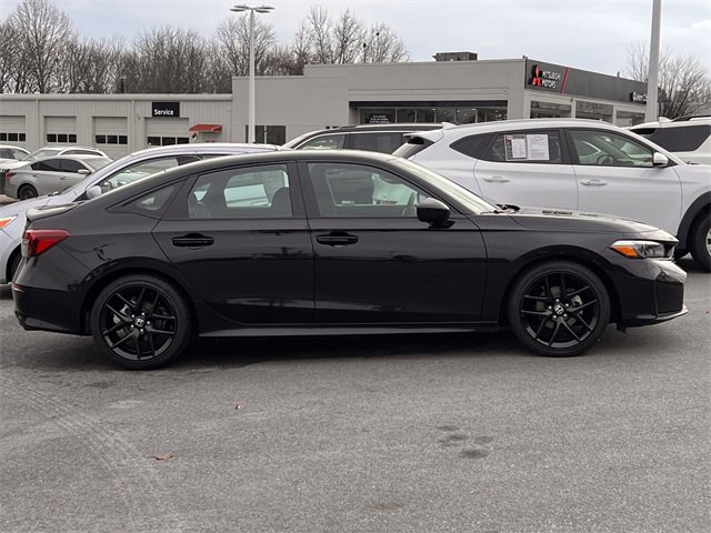 Used 2025 Honda Civic Sport image 2