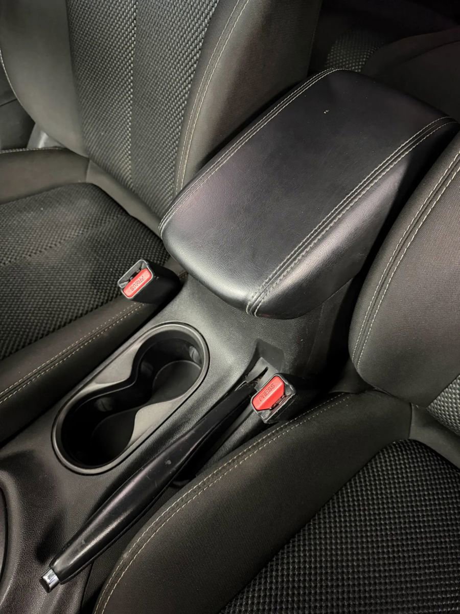 Used 2015 Dodge Dart SXT image 25