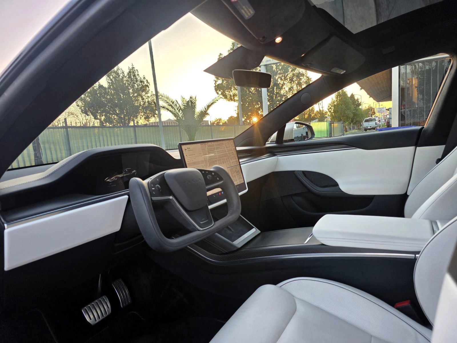 Used 2021 Tesla Model S Plaid AWD/4WD image 5