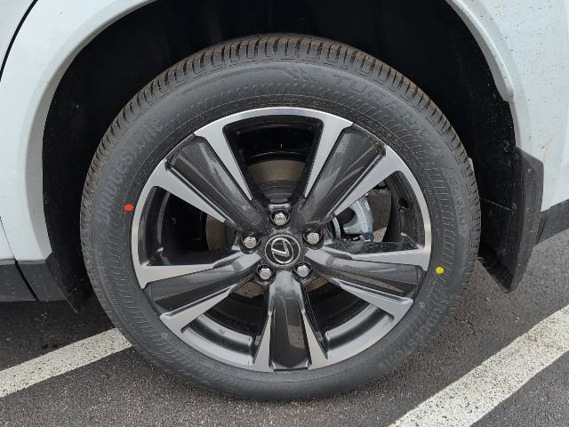 New 2026 Lexus UX 300h AWD image 11