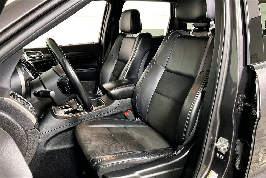 Used 2021 Jeep Grand Cherokee Laredo X image 24