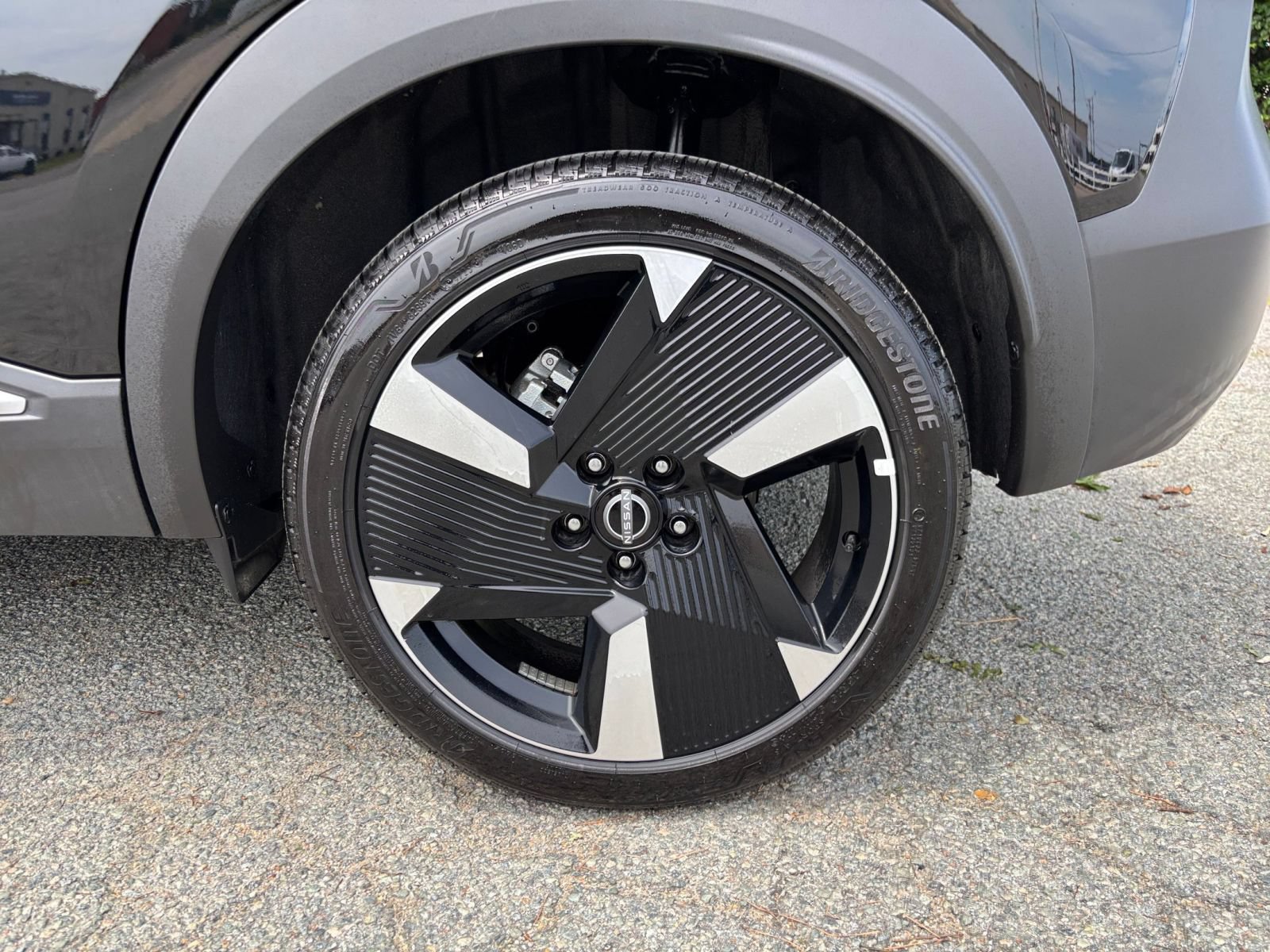 Used 2026 Nissan Kicks SR AWD/4WD image 29