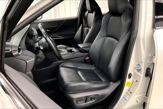 Used 2021 Toyota Venza Limited AWD/4WD image 24