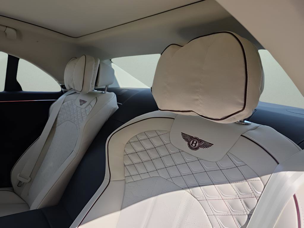 New 2025 Bentley Flying Spur Plug-In Hybrid image 33