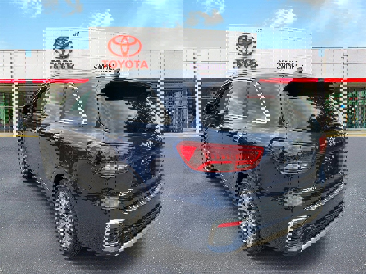 Used 2019 Kia Sorento SX image 4