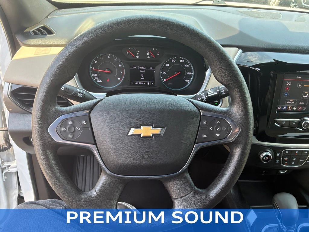 Used 2022 Chevrolet Traverse LS AWD/4WD image 12