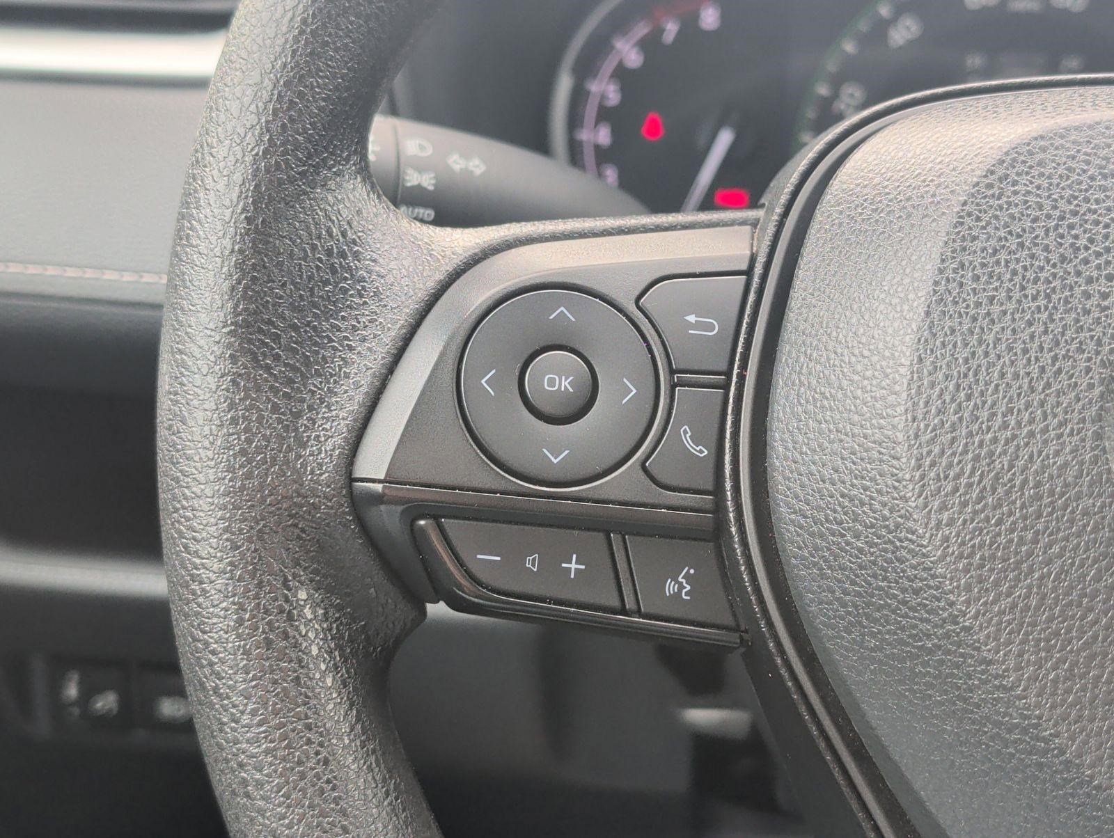 Used 2024 Toyota RAV4 XLE FWD image 14