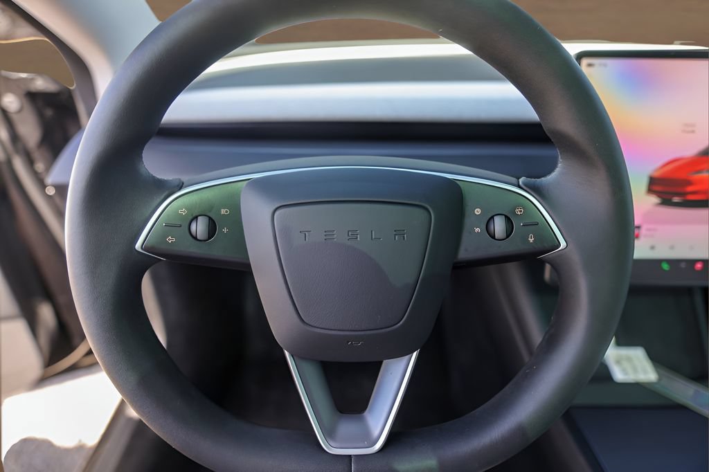 Used 2025 Tesla Model 3 RWD image 11