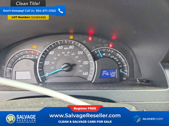 Used 2012 Toyota Camry LE FWD image 12