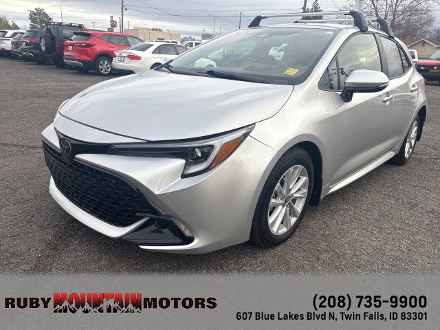 Used 2025 Toyota Corolla SE image 3