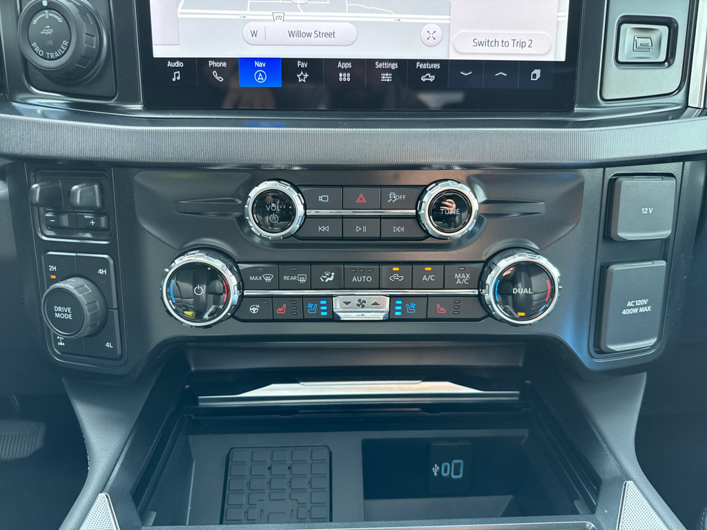 New 2026 Ford F250 Platinum AWD/4WD image 19
