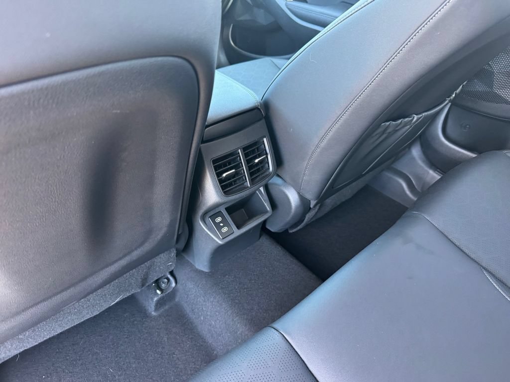 Used 2025 Kia Seltos EX w/ EX Sunroof Package FWD image 16
