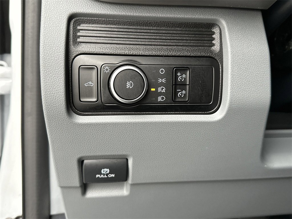 Used 2024 Ford F350 XL w/ XL Chrome Package image 17