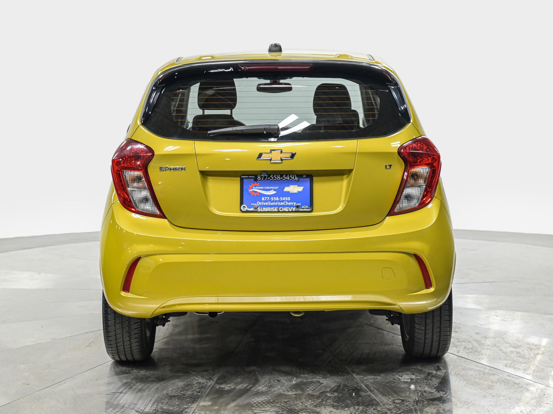 Used 2022 Chevrolet Spark LT FWD image 5