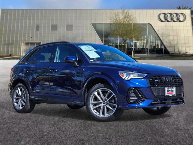 Certified 2025 Audi Q3 2.0T Premium w/ Convenience Package AWD/4WD image 1