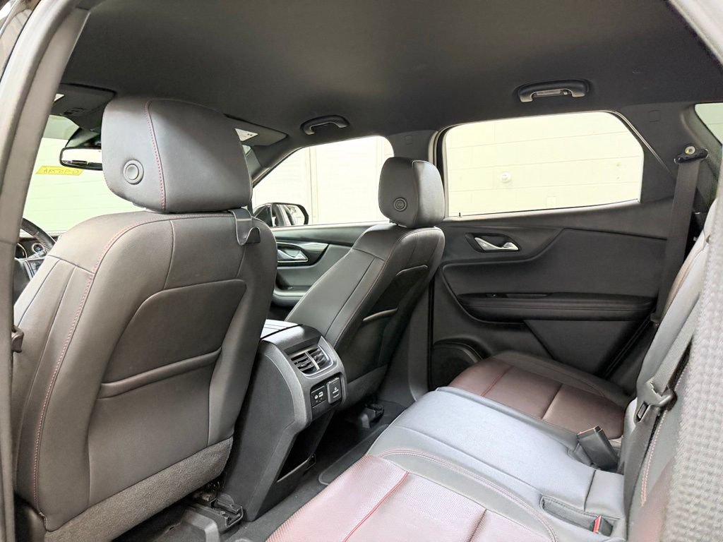 Used 2022 Chevrolet Blazer RS FWD image 22