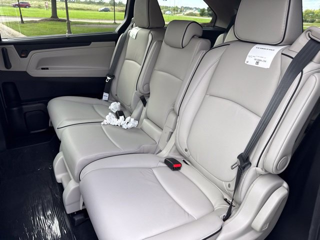 New 2027 Honda Odyssey Touring image 17