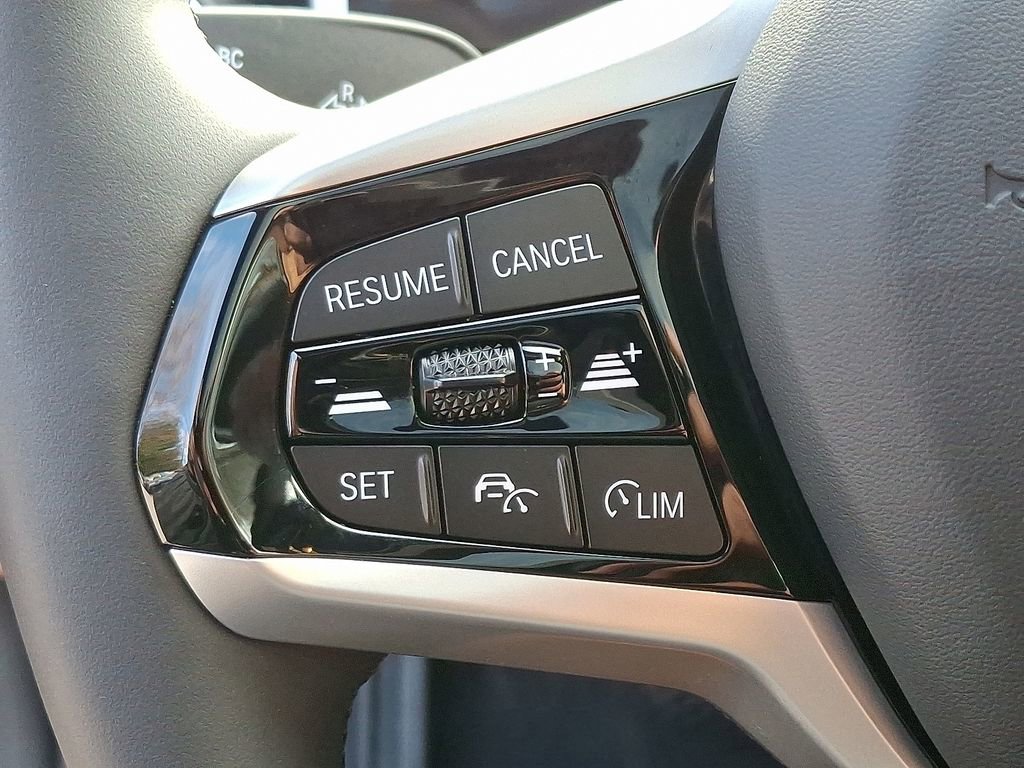 Used 2025 BMW i4 xDrive40i w/ Premium Package image 22