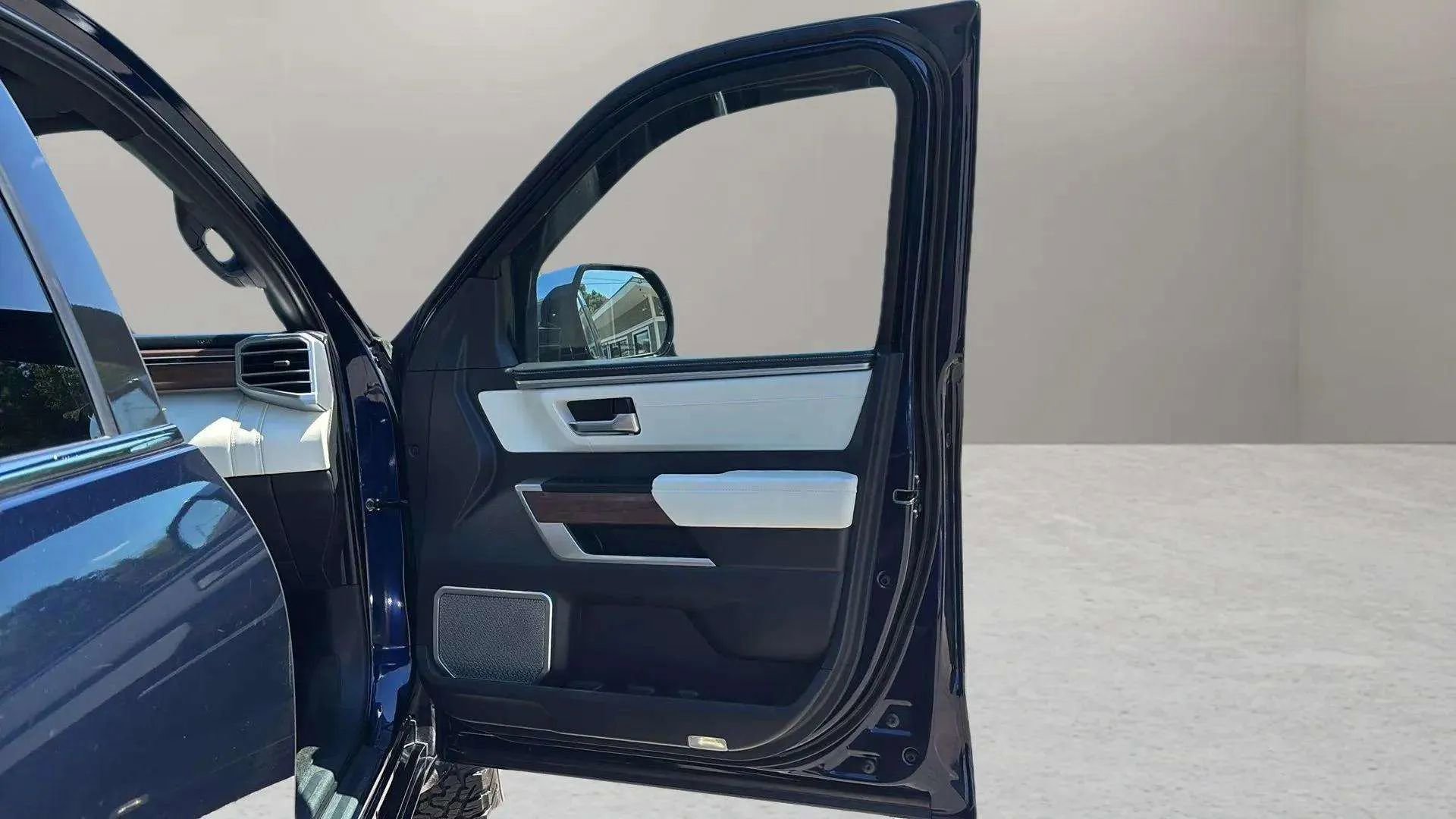 Used 2022 Toyota Tundra Capstone image 29