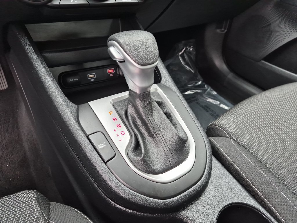 Used 2024 Kia Forte LXS FWD image 30