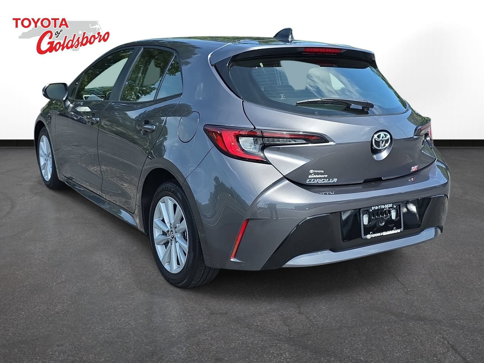 Used 2026 Toyota Corolla SE FWD image 7
