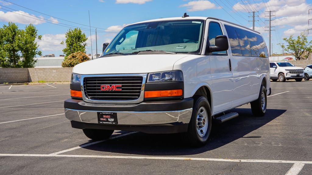 New 2026 GMC Savana 3500 LT w/ LT Preferred Equipment Group RWD image 2