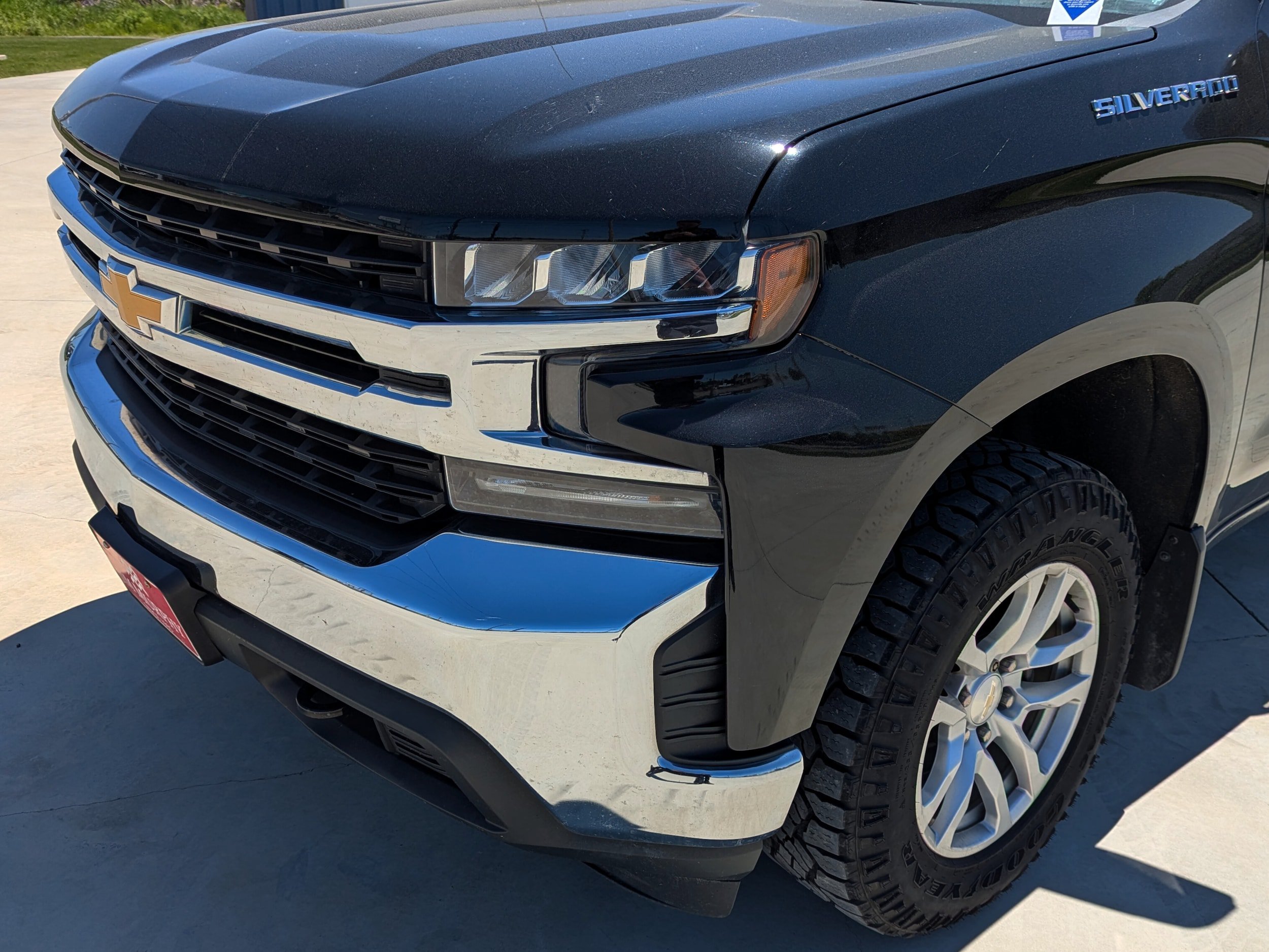 Used 2020 Chevrolet Silverado 1500 LT w/ All-Star Edition AWD/4WD image 7