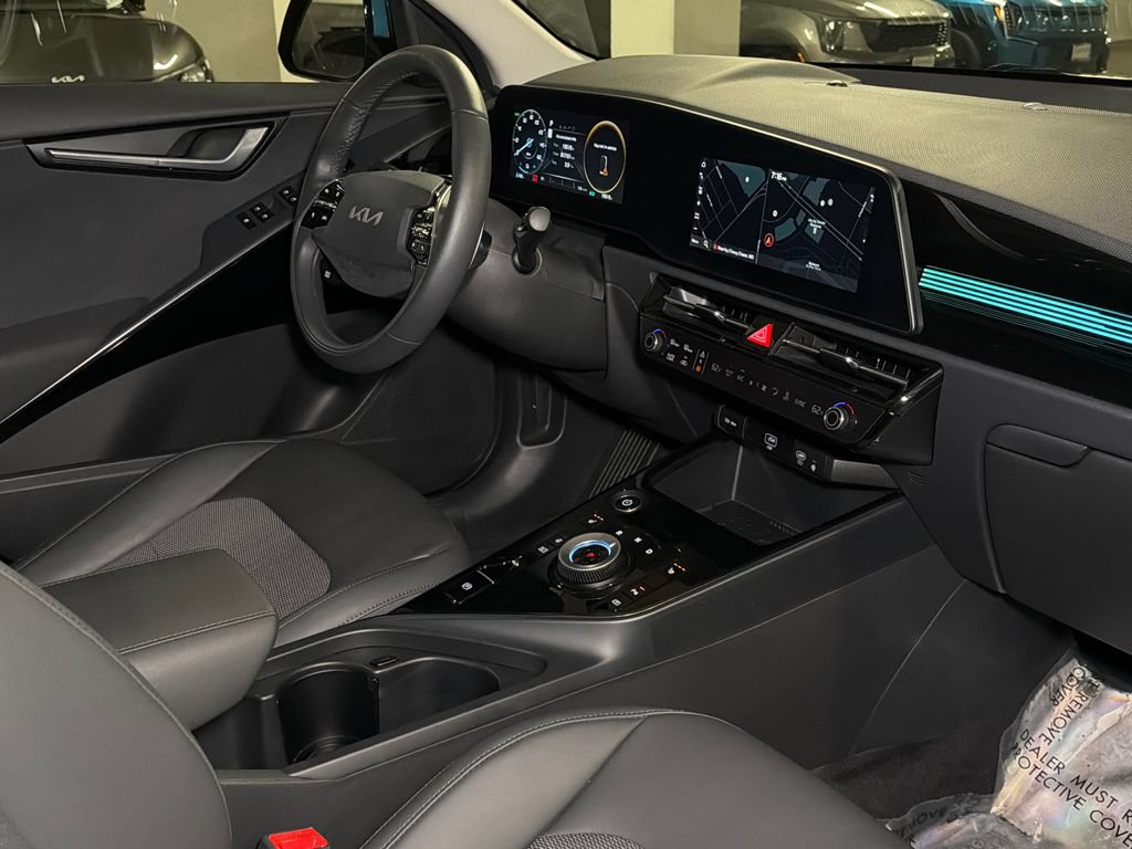 Certified 2024 Kia Niro Wind w/ Wind Preserve Package FWD image 14