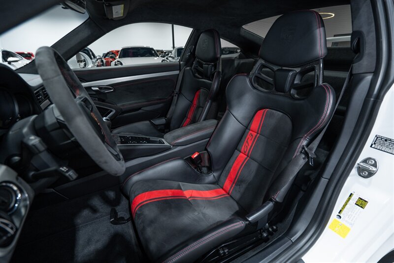 Used 2018 Porsche 911 GT3 RWD image 20