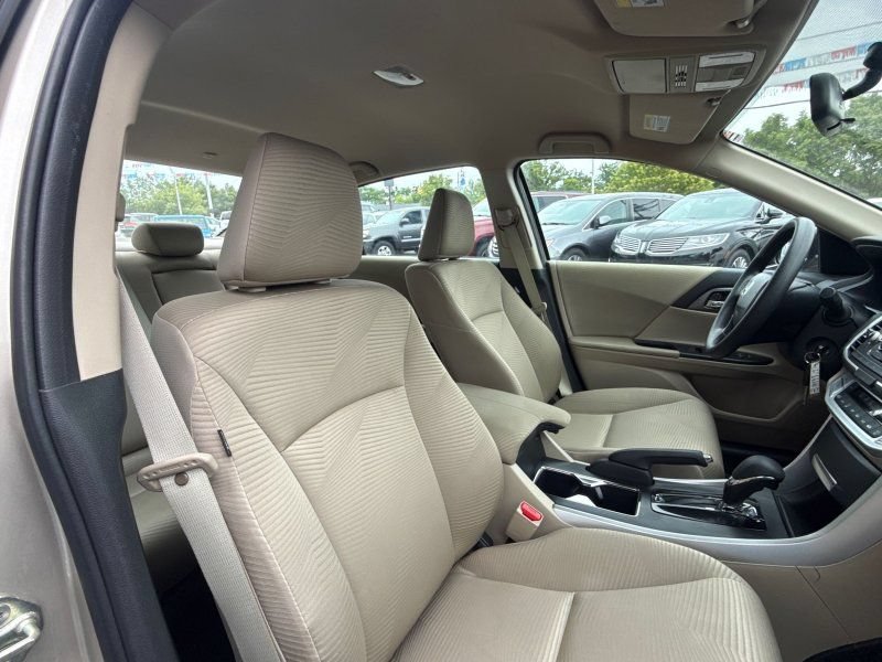 Used 2014 Honda Accord LX image 18