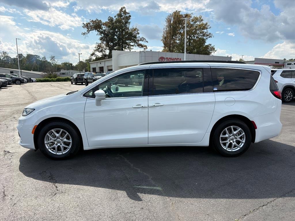 Used 2022 Chrysler Pacifica Touring-L image 27