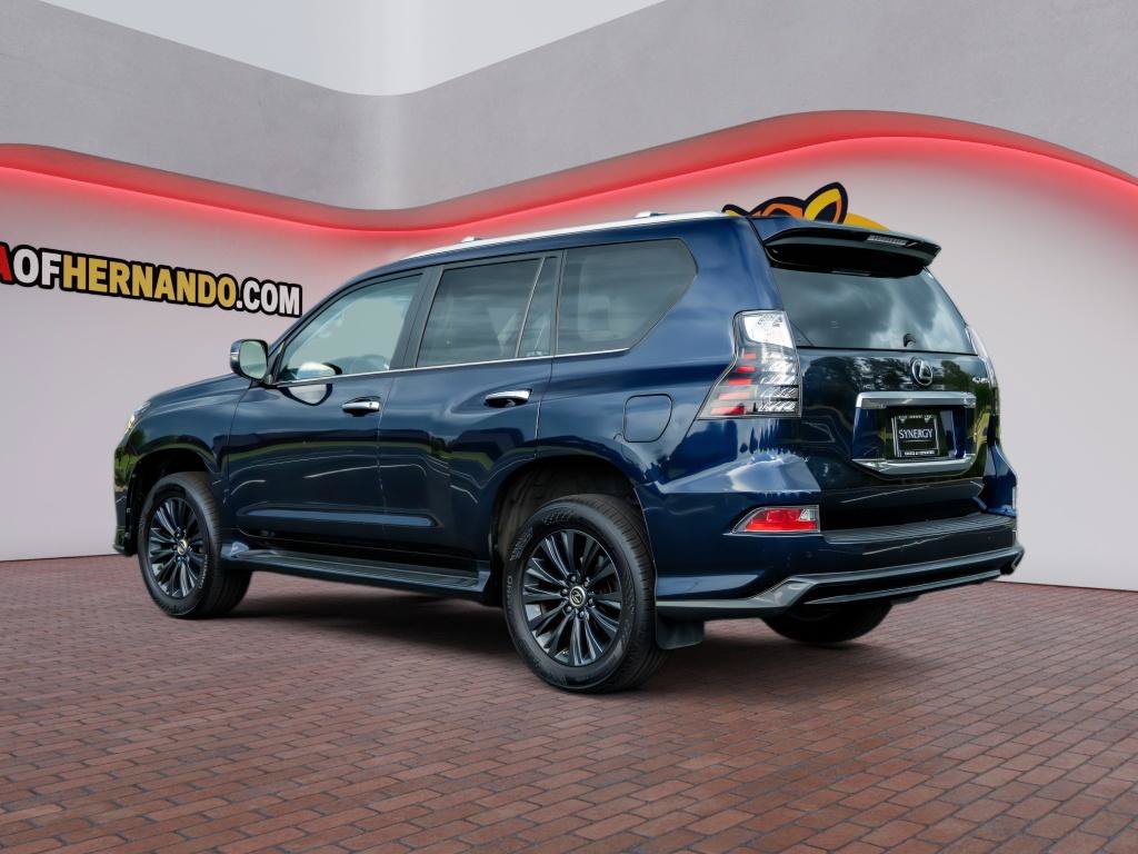 Used 2023 Lexus GX 460 Premium w/ Accessory Package AWD/4WD image 8