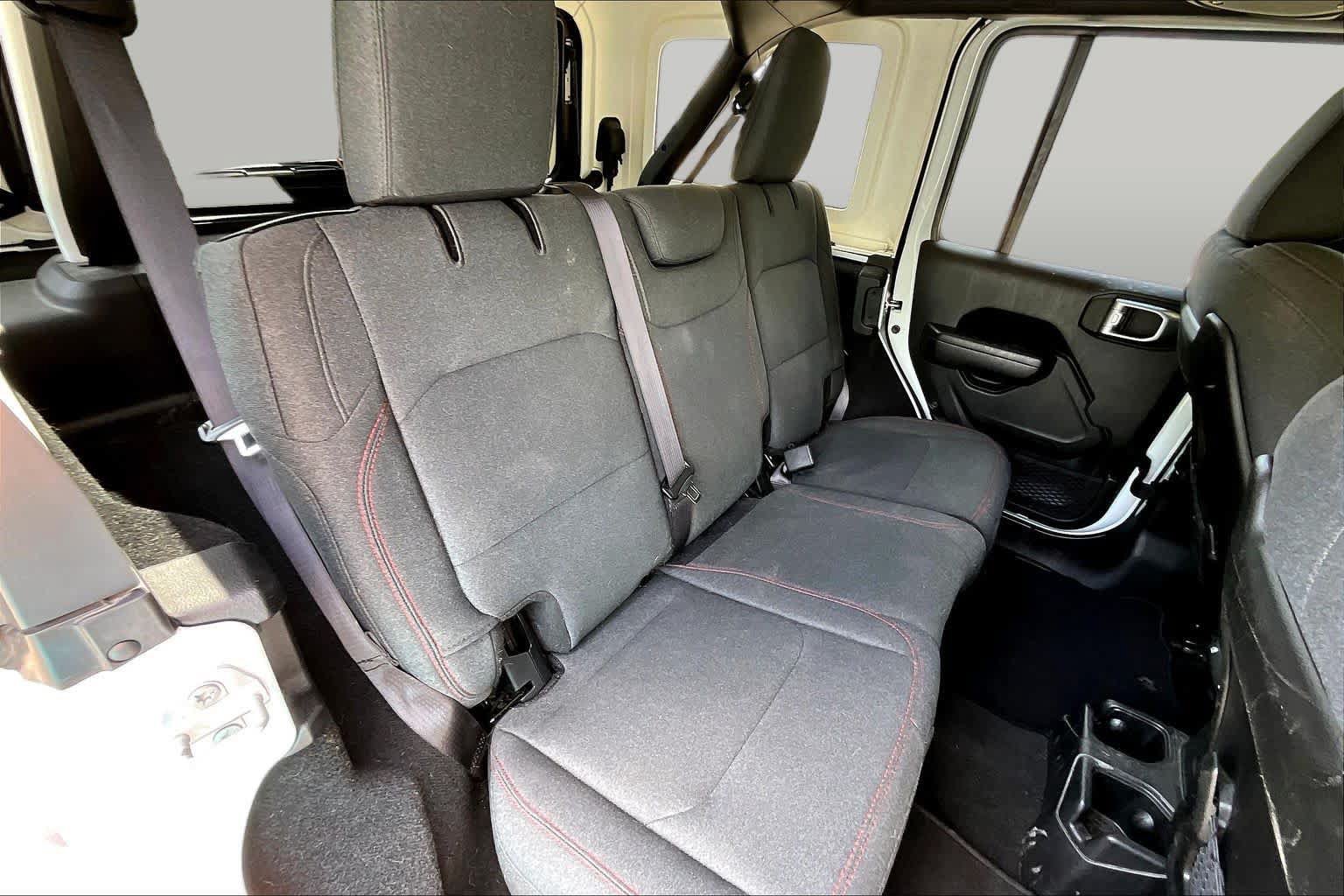 Used 2025 Jeep Wrangler Unlimited Rubicon AWD/4WD image 20