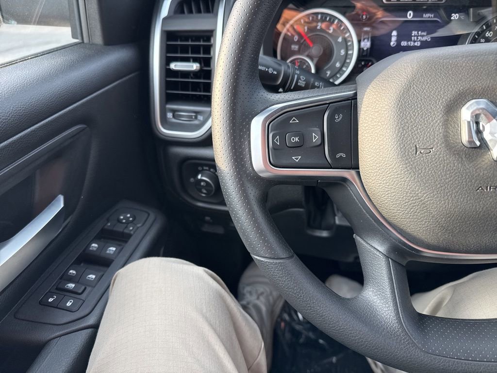 New 2026 RAM 1500 Express AWD/4WD image 41