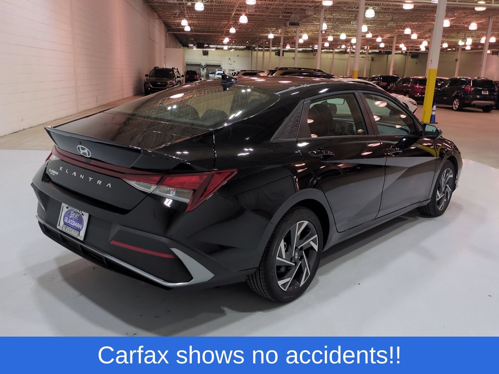 Certified 2025 Hyundai Elantra Sport FWD image 3