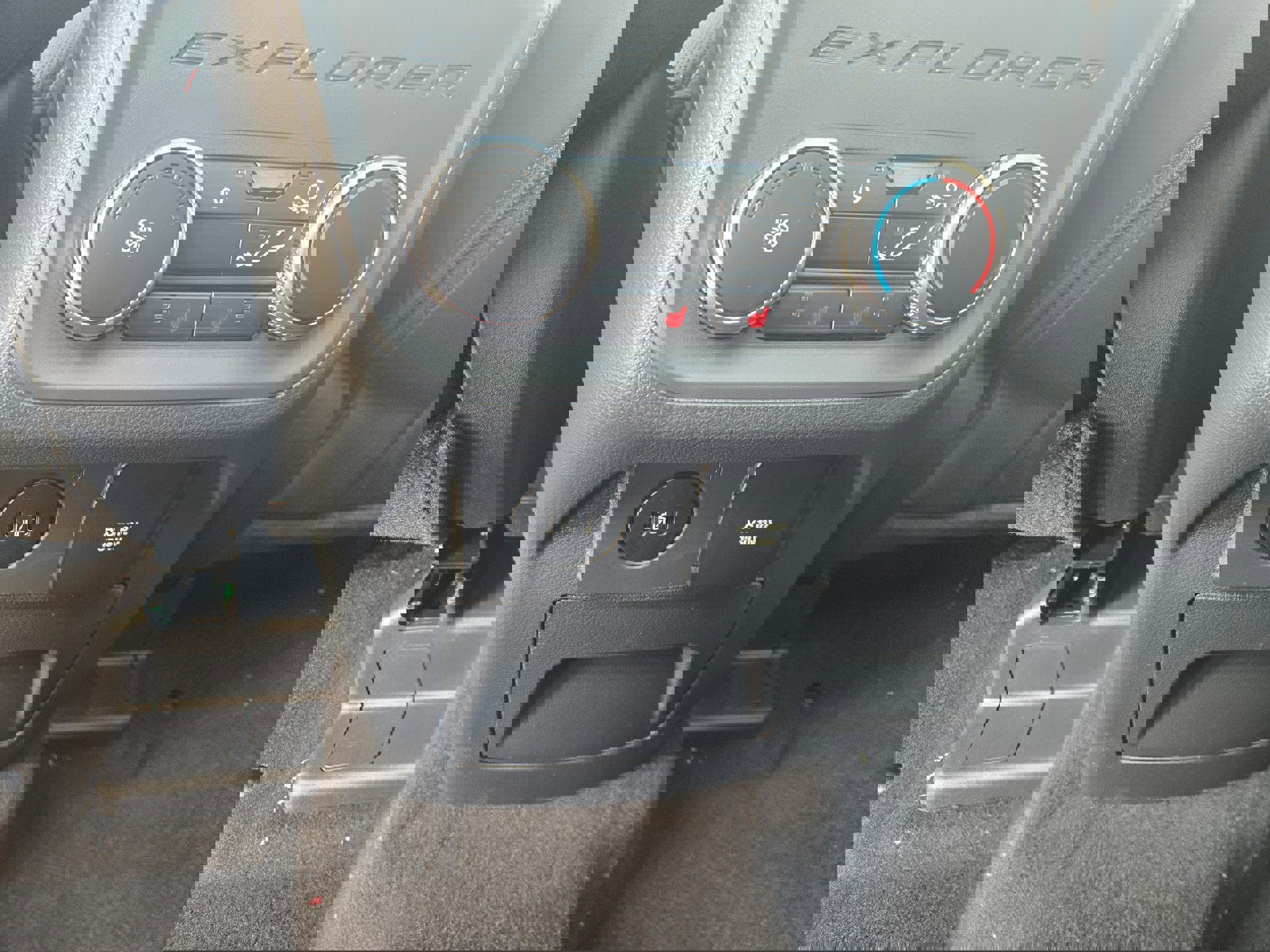 New 2026 Ford Explorer ST w/ Sun And Sound Package image 15