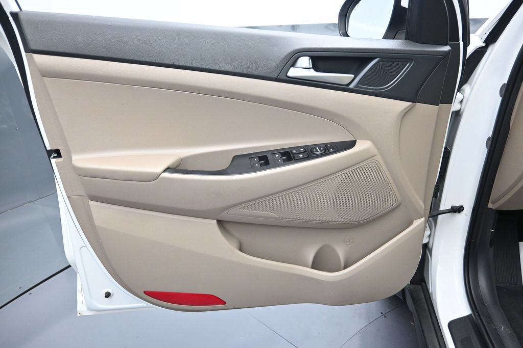 Used 2020 Hyundai Tucson Value FWD image 13