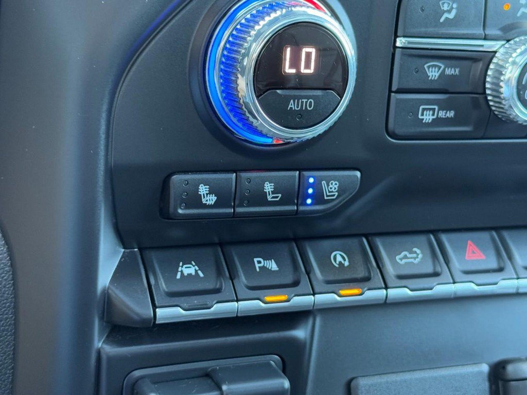 Used 2020 GMC Sierra 1500 Denali w/ Denali Ultimate Package AWD/4WD image 23