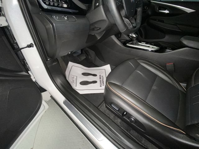 Used 2025 Buick Envista Avenir FWD image 12